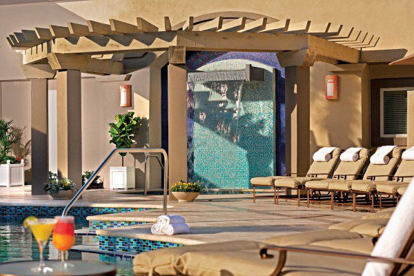 spa-adult-pool spa-adult-pool