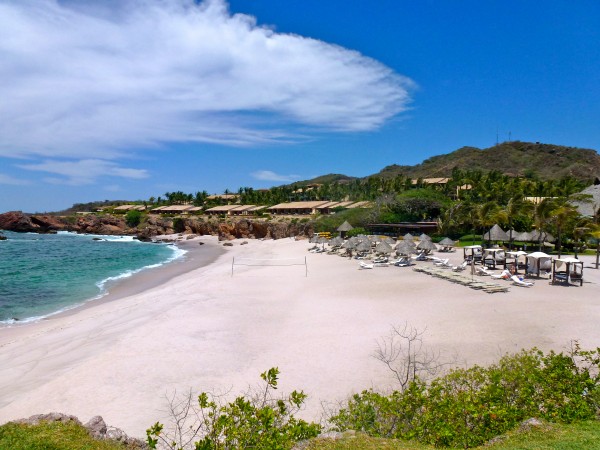 p1000364 Beach at Four Seasons Punta Mita