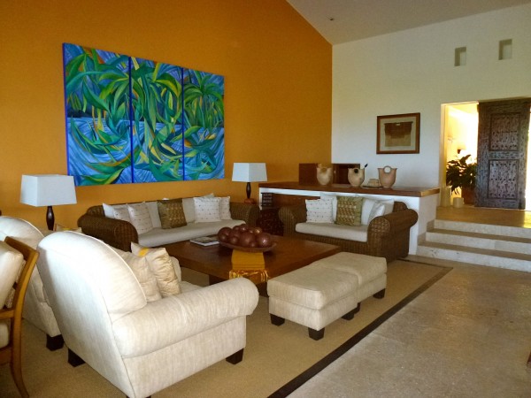 p1000386 Villa interior