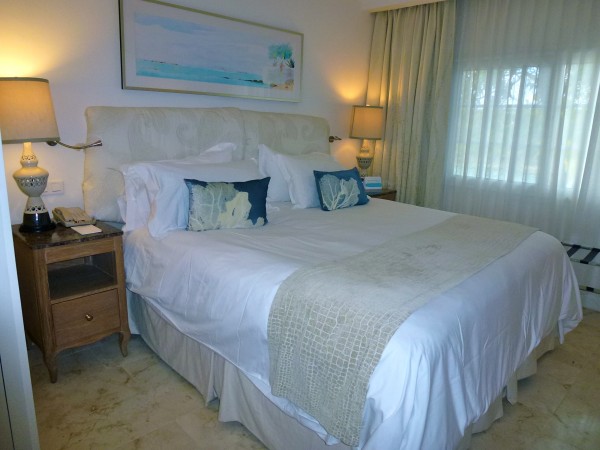 p10104611 One-Bedroom Ocean View Suite at La Samanna