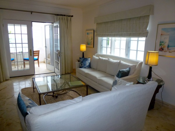 p1010463 Sitting area in One-Bedroom Ocean View Suite at La Samanna